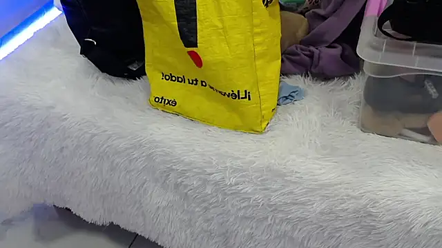 ArianaSantana online show from 10.29.25