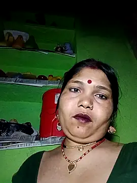 Snapshot of Rashili_jaan chatting on 04.06.26 Rashili jaan online show from 04.06.26
