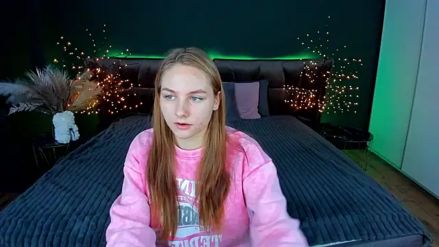 MilaAddams online show from 12.03.25