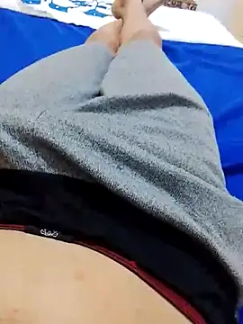 Snapshot of Holanda23cm chatting on 03.29.26 Holanda23cm online show from 03.29.26