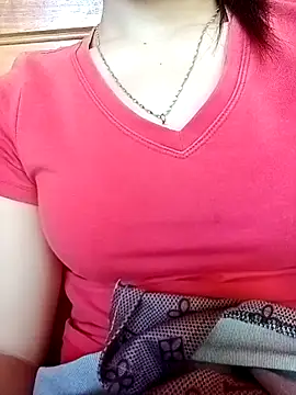 Snapshot of LucyyLy chatting on 09.12.25 LucyyLy online show from 09.12.25