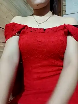 Snapshot of LucyyLy chatting on 09.22.25 LucyyLy online show from 09.22.25