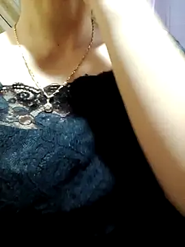 Snapshot of LucyyLy chatting on 10.02.25 LucyyLy online show from 10.02.25