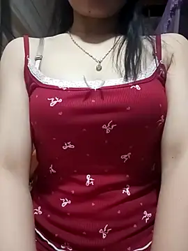 LucyyLy online show from 04.15.26