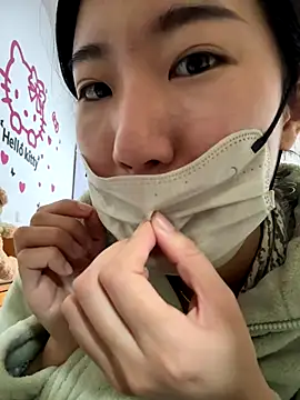 Snapshot of Lulu125216 chatting on 10.22.25 Lulu125216 online show from 10.22.25