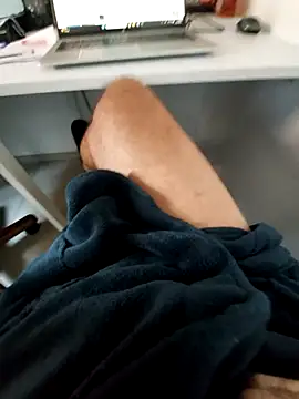 Snapshot of hpp66 chatting on 10.06.25 hpp66 online show from 10.06.25