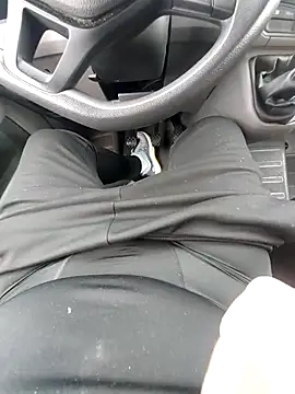 Snapshot of hpp66 chatting on 10.29.25 hpp66 online show from 10.29.25