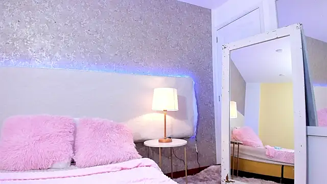 AnniieCooper online show from 03.22.26