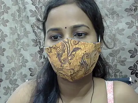 Snapshot of Hott_Noor chatting on 09.19.25 Hott Noor online show from 09.19.25