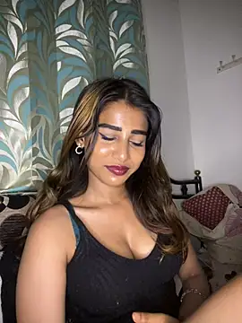 STRIP GLOW online show from 02.28.26