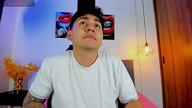 Nicolas James Sc online show from 09.22.25