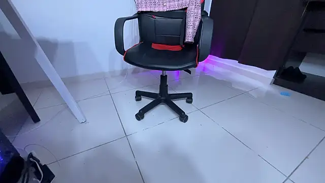 regina mills milk online show from 01.15.26