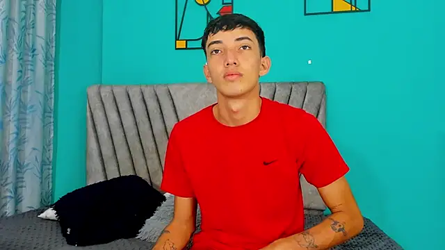 Maikol Ortiz online show from 04.04.26