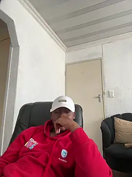 Snapshot of DaddyMyles chatting on 05.25.26 DaddyMyles online show from 05.25.26