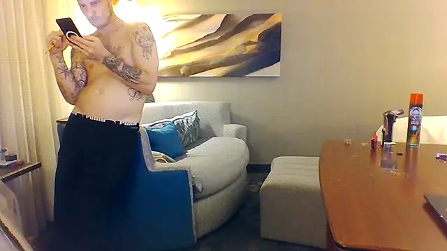 Snapshot of WWGD69 chatting on 09.25.25 WWGD69 online show from 09.25.25