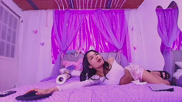 MeganRouss74 online show from 09.30.25