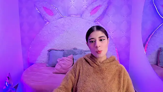 Snapshot of Gaby_louse chatting on 02.17.26 Gaby louse online show from 02.17.26