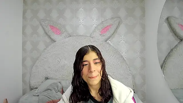 Snapshot of Gaby_louse chatting on 03.23.26 Gaby louse online show from 03.23.26