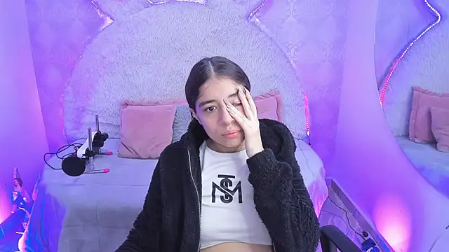 Snapshot of Gaby_louse chatting on 04.16.26 Gaby louse online show from 04.16.26