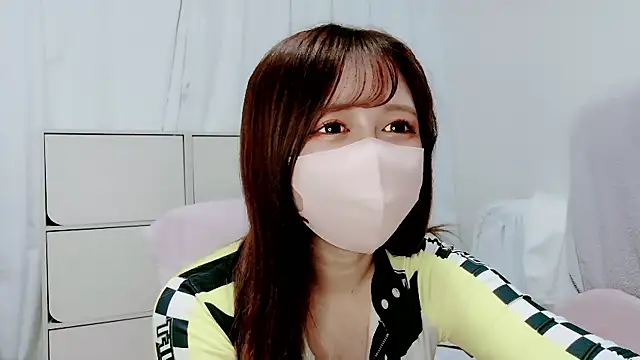 Snapshot of Hanachan_Gcup_ chatting on 10.03.25 Hanachan Gcup  online show from 10.03.25