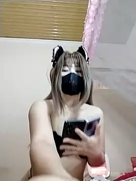 Snapshot of Helen69x chatting on 12.04.25 Helen69x online show from 12.04.25