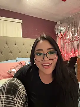 MyHoneyFrida online show from 12.21.25