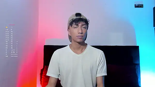 Snapshot of mhatias_ chatting on 01.17.26 mhatias online show from 01.17.26