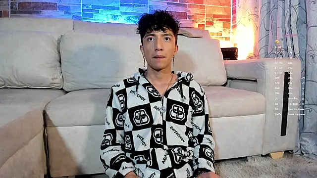 Snapshot of mhatias_ chatting on 02.04.26 mhatias online show from 02.04.26