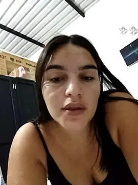 Snapshot of chloe_90 chatting on 10.28.25 chloe 90 online show from 10.28.25