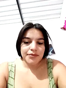 Snapshot of chloe_90 chatting on 11.08.25 chloe 90 online show from 11.08.25