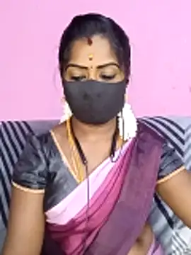 Snapshot of tamilammukuttyy chatting on 05.01.26 tamilammukuttyy online show from 05.01.26