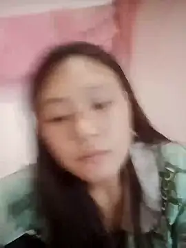 Snapshot of mai-xinh chatting on 10.09.25 mai-xinh online show from 10.09.25