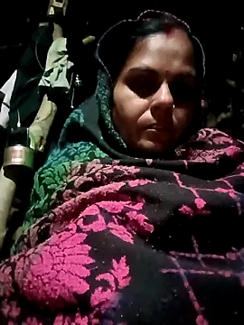 Snapshot of Hot_rachnasexy chatting on 12.16.25 Hot rachnasexy online show from 12.16.25