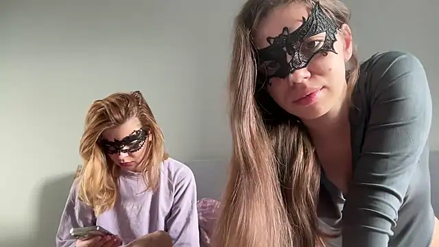 fluff twinss online show from 09.28.25