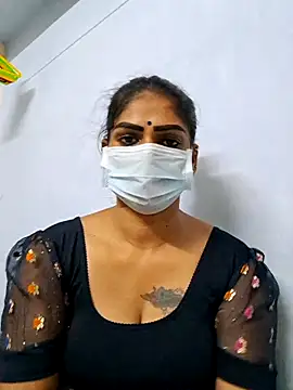 Snapshot of sherlin24 chatting on 09.19.25 sherlin24 online show from 09.19.25