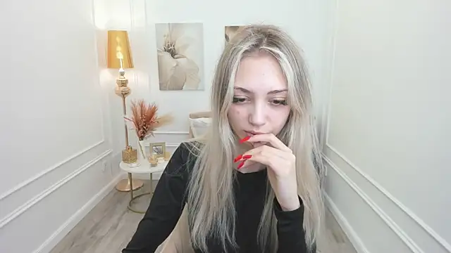 EmilyGraydis online show from 03.20.26