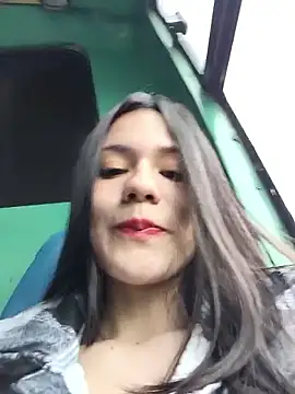 CHARLOTTE  05 online show from 09.18.25