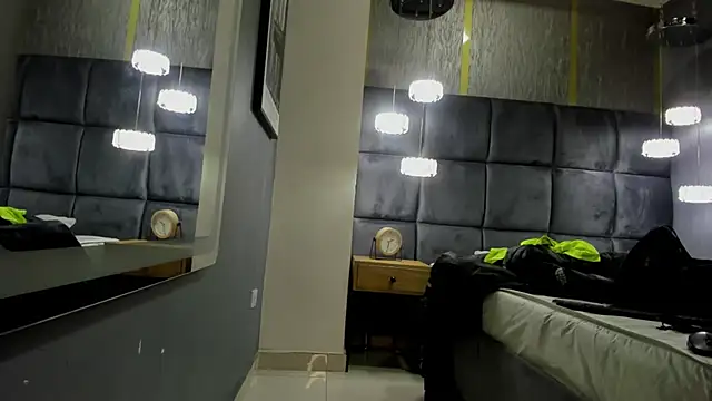 HunterHeat  online show from 09.20.25