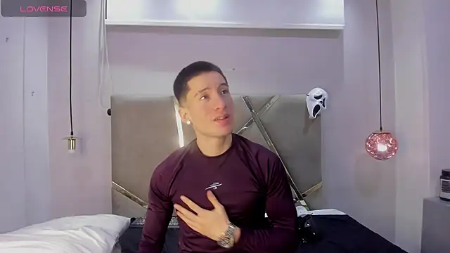 HunterHeat  online show from 10.17.25