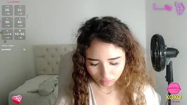 Snapshot of sasha_17_ chatting on 10.22.25 sasha 17  online show from 10.22.25