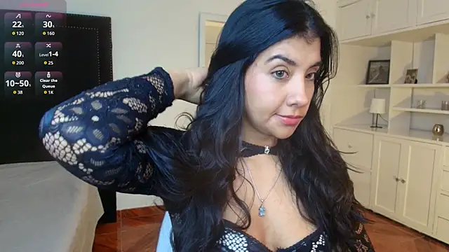 nina moen online show from 11.29.25