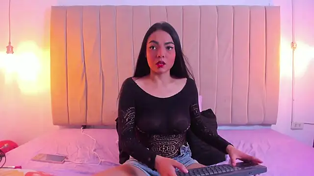 escar let online show from 04.11.26