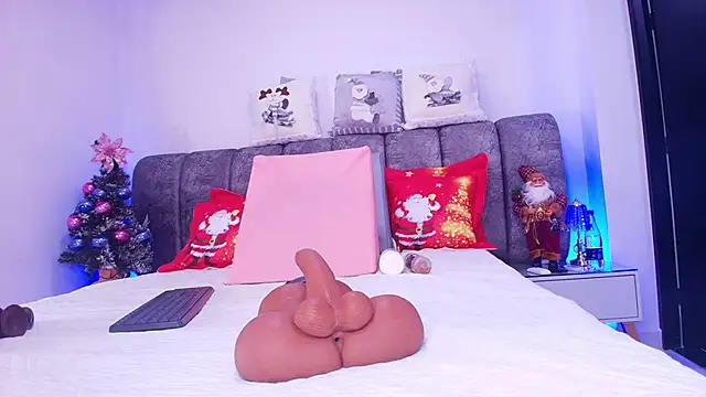 sweegirl69 online show from 12.17.25