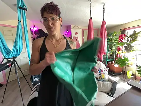 kinkycanner online show from 04.09.26