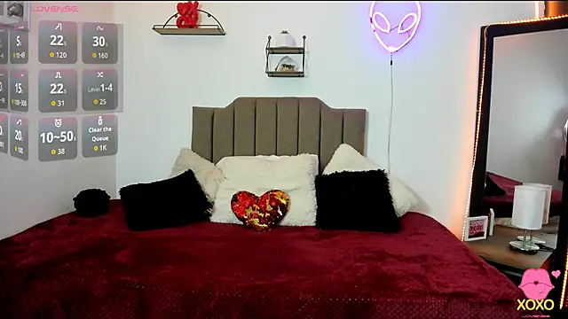 Snapshot of Elisabeth_swan chatting on 09.27.25 Elisabeth swan online show from 09.27.25