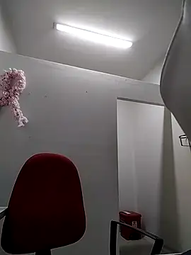 Madisson-04  online show from 10.01.25