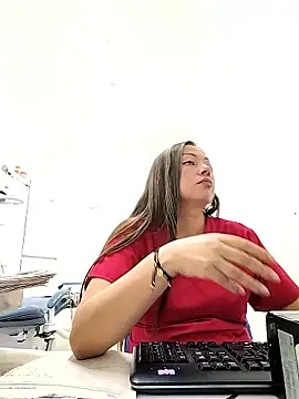 Madisson-04  online show from 10.28.25