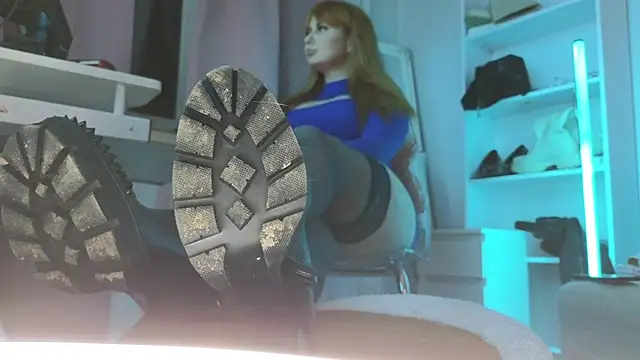 CruelSiren online show from 12.04.25