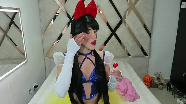 Barbieoonfire online show from 11.05.25