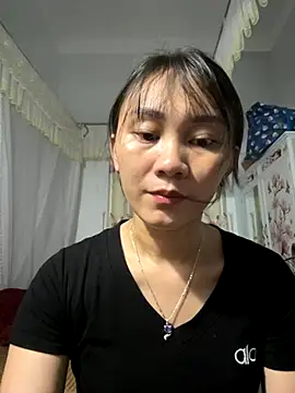 Snapshot of Almond-cute chatting on 09.08.25 Almond-cute online show from 09.08.25